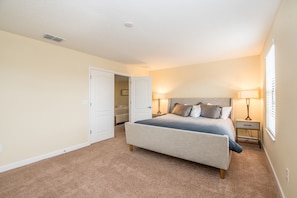 Villa, Multiple Beds