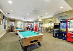 House, 6 Bedrooms | Game room