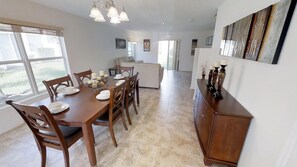 Townhome, 3 Bedrooms | In-room dining