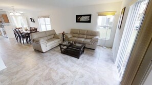 Casa de ciudad, 3 habitaciones | Área de sala de estar