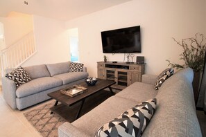 Casa, letti multipli | Area soggiorno