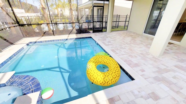 Maison, 5 chambres | Piscine extérieure