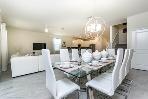 Villa, varias camas | Servicio a la habitación