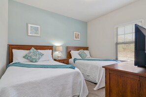 Townhome, 4 Bedrooms | 4 bedrooms - 22-101 Lucaya - Master Vacation Homes (Kissimmee)