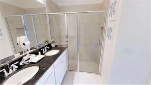 聯排別墅, 5 間臥室 | 浴室 | 吹風機、毛巾