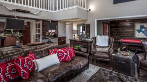 Living area - 408 High Mesa-five-bedroom (Alto)