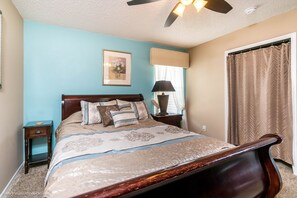 House, Multiple Beds | 7 bedrooms