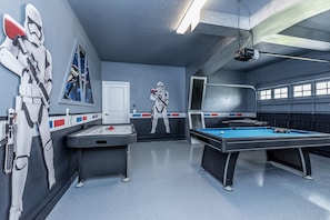 Villa, Multiple Beds | Games room - 1662 Moonvalley Drive (Davenport)