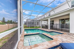 Villa, plusieurs lits | 9 chambres, Wi-Fi gratuit, draps fournis