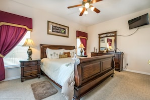 House, Multiple Beds