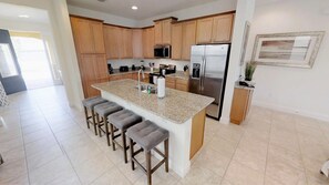 House, Multiple Beds | In-room dining