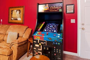 House, Multiple Beds | Room amenity