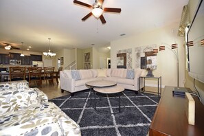 House, 6 Bedrooms | Living area - 9117 El Caro Lane (Davenport)