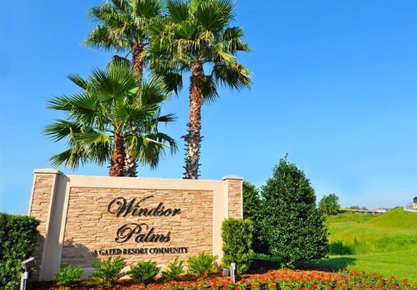 Condo, 3 Bedrooms | Property grounds - 8105 Coconut Palm Way #305 (Kissimmee)