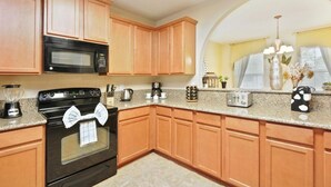 House, 6 Bedrooms | Private kitchen - Calabria Six-bedroom (Kissimmee)