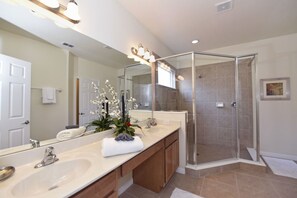 House, 6 Bedrooms | 6 bedrooms - Solterra Six-bedroom (Davenport)