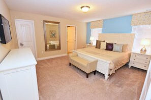 5 bedrooms - Solterra Five-bedroom (Davenport)