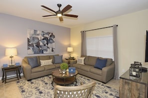 Townhome, 4 Bedrooms | Living area