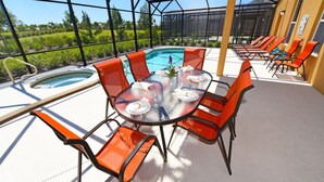 House, 5 Bedrooms | In-room dining - Solterra Five-bedroom (Davenport)