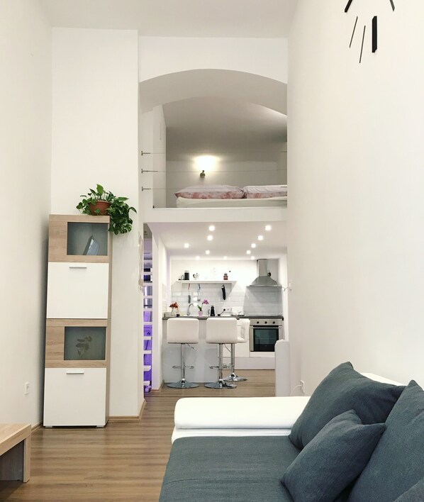 2 bedrooms, free WiFi