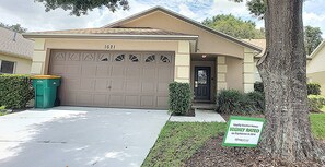 House, 4 Bedrooms | Front of property - Indian Ridge Oaks Four-bedroom (Kissimmee)