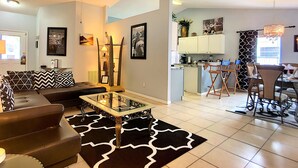 Unclassified image, 3 of 42, button - Indian Ridge Oaks Four-bedroom (Kissimmee)