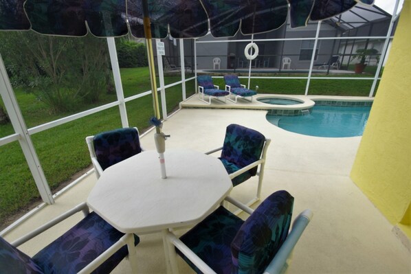 Hus - 4 sovrum | Inomhuspool | Utomhuspool