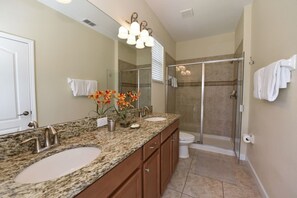 Casa, 5 habitaciones | Baño