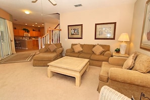 Villa, 5 Bedrooms | Living area