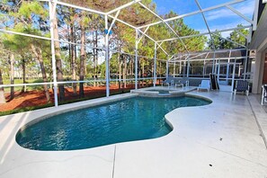 Huvila, 5 makuuhuonetta | Sisäuima-allas | Ulkouima-allas