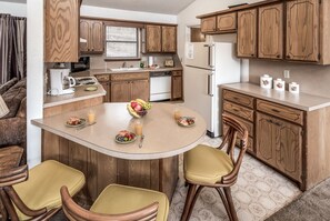 House, 3 Bedrooms | In-room dining - Ruidoso Three-bedroom (Ruidoso)