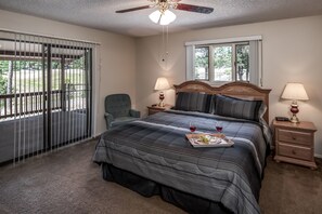 3 bedrooms - Ruidoso Three-bedroom (Ruidoso)