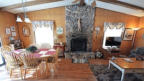 House, 3 Bedrooms | Living area - Ruidoso Three-bedroom (Ruidoso)