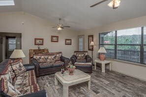 House, 3 Bedrooms | Living area - Ruidoso Three-bedroom (Ruidoso)
