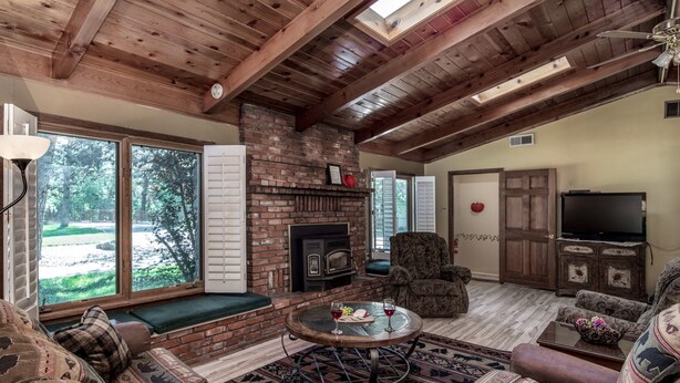 House, 5 Bedrooms | Living area - Ruidoso Five-bedroom (Ruidoso)
