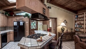 House, 5 Bedrooms - Ruidoso Five-bedroom (Ruidoso)