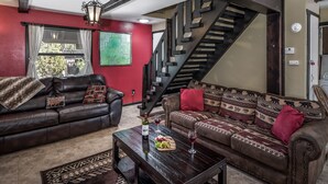 House, 3 Bedrooms | Living area - Ruidoso Three-bedroom (Alto)