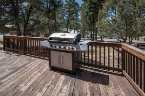 House, 3 Bedrooms | BBQ/picnic Area - Ruidoso Three-bedroom (Ruidoso)