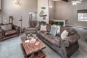 Casa, 3 habitaciones | Área de sala de estar