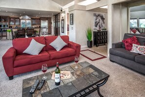 House, 4 Bedrooms | Living area - Ruidoso Four-bedroom (Ruidoso)