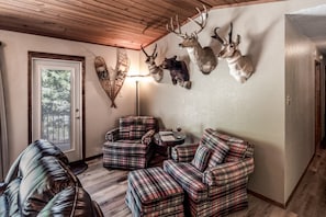 House, 3 Bedrooms | Living area - Ruidoso Three-bedroom (Ruidoso)