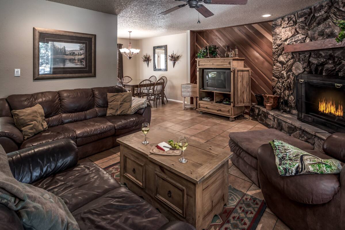 House, 3 Bedrooms | Living area