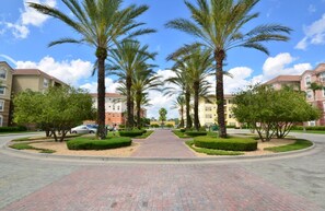 Condo, 3 Bedrooms | Front of property