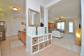 Condo, 3 Bedrooms | Living area