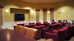 Townhome, 3 Bedrooms | Theatre show