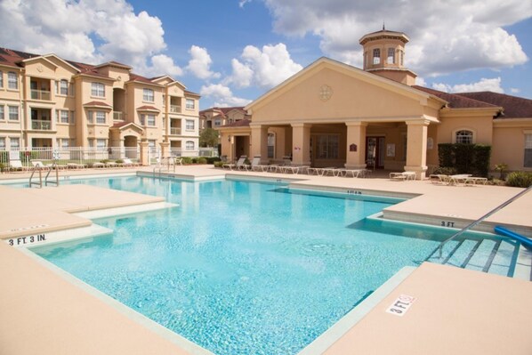 House, 4 Bedrooms | Outdoor pool