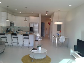 Townhome, 3 Bedrooms | Living area