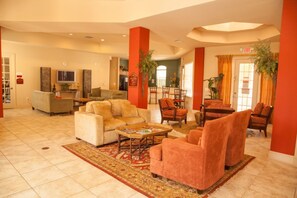 Sala de estar en el lobby