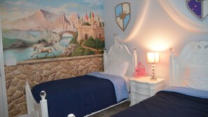 Room - Watersong Resort Five-bedroom (Davenport)