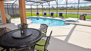 Ferienhaus, 5 Schlafzimmer | Innenpool | Außenpool